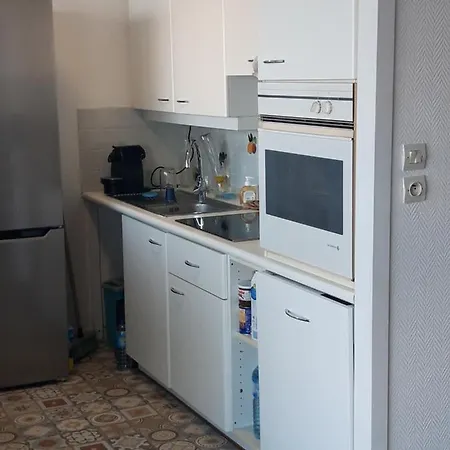 Apartment Type 3 Entierement Renove Vue Pleine *